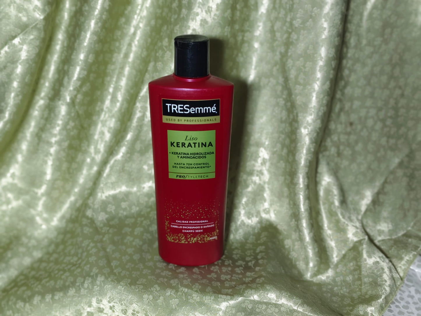 TRESemmé Keratin Smooth Shampoo | 5-Benefits in 1 Wash – Salon-Smooth Hair